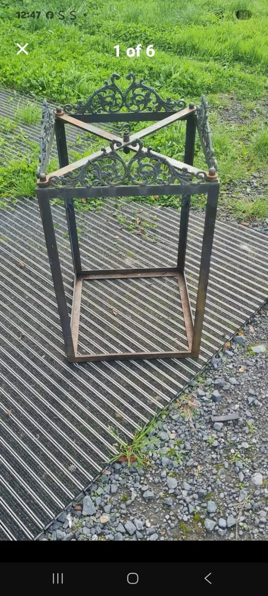 Solid heavy brass lantern - Image 1