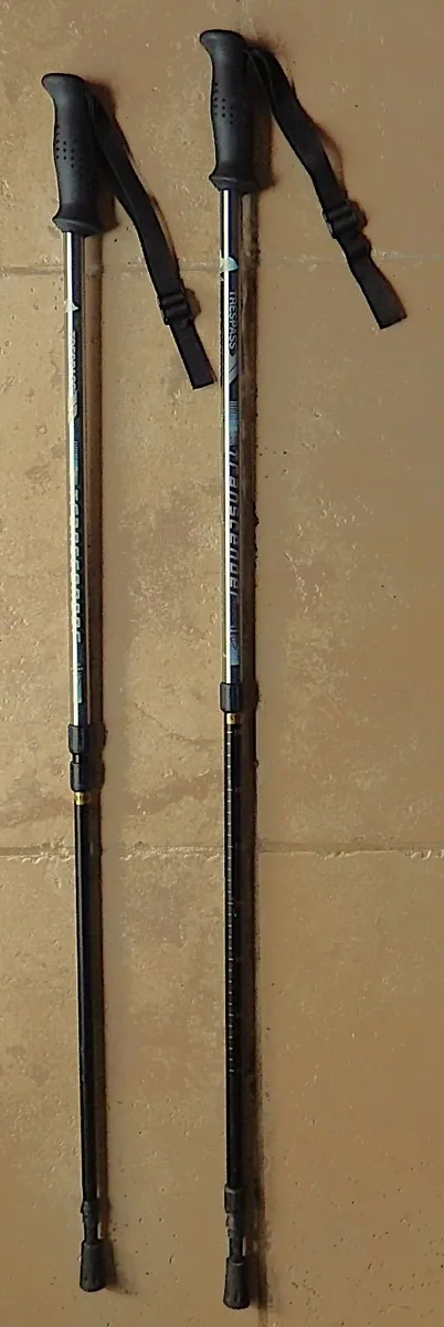 2 Trespass Transcender Walking Poles - Image 2