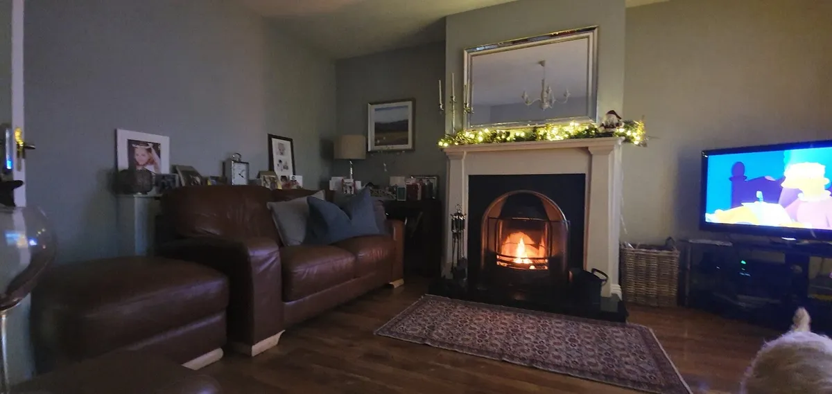 Sofa - Image 4