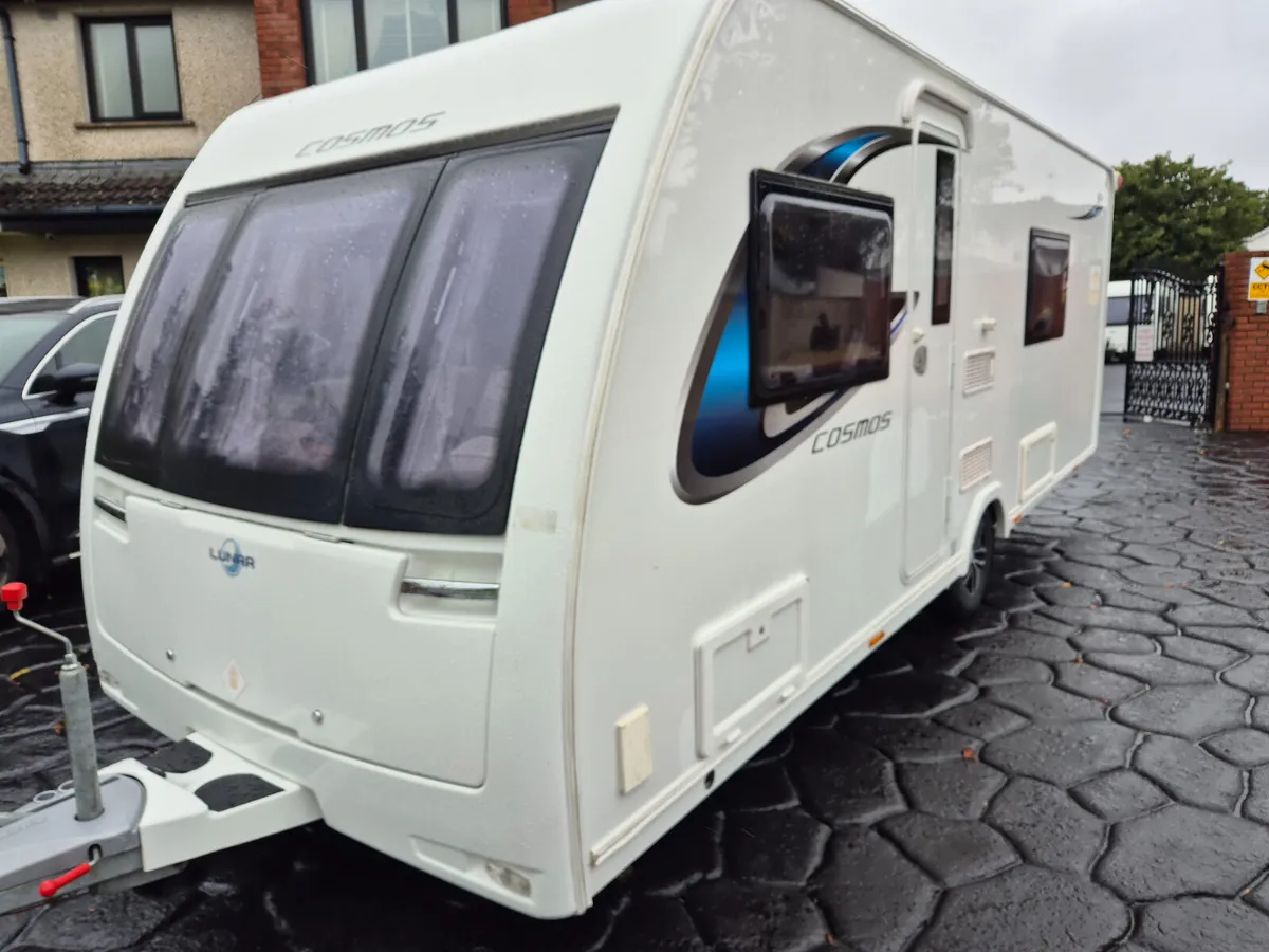 2017 Lunar Cosmos 554 Full Awning Motor Movers - Image 1