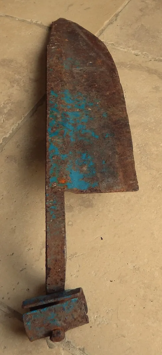 Vintage Traditional Forged Agricultural Hay Knife - Image 2