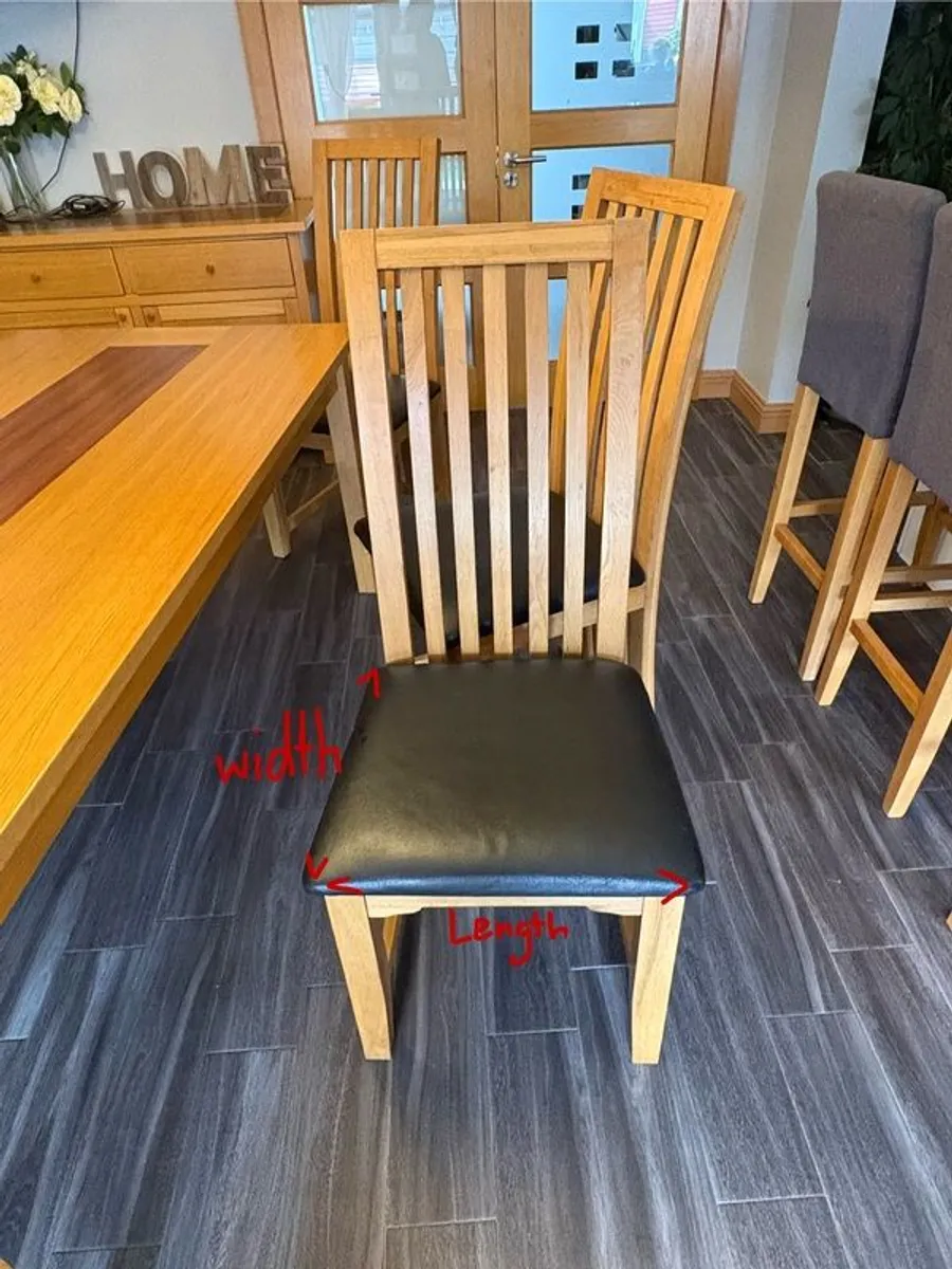 Real wooden table with 6 wooden chairs - Image 4