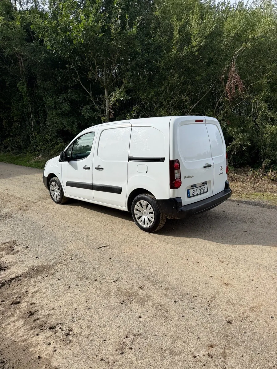 Citroen Berlingo 3 Seater van Tax and Doe - Image 3