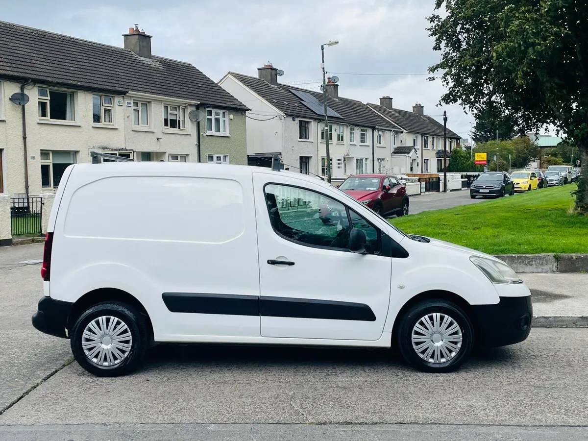 Citreon berlingo cvrt 10/27 - Image 2