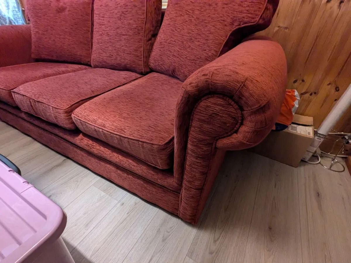 Couch - Image 2