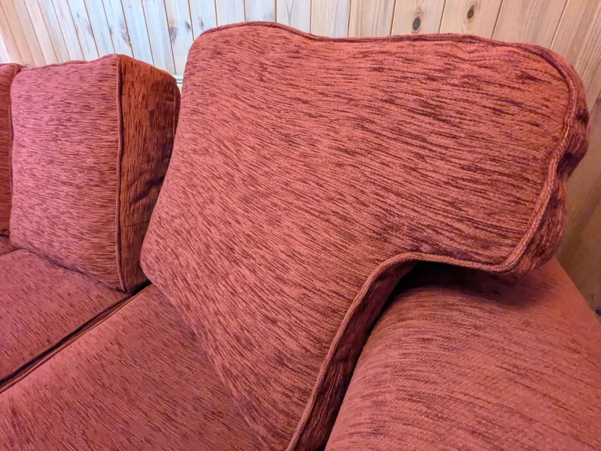 Couch - Image 4