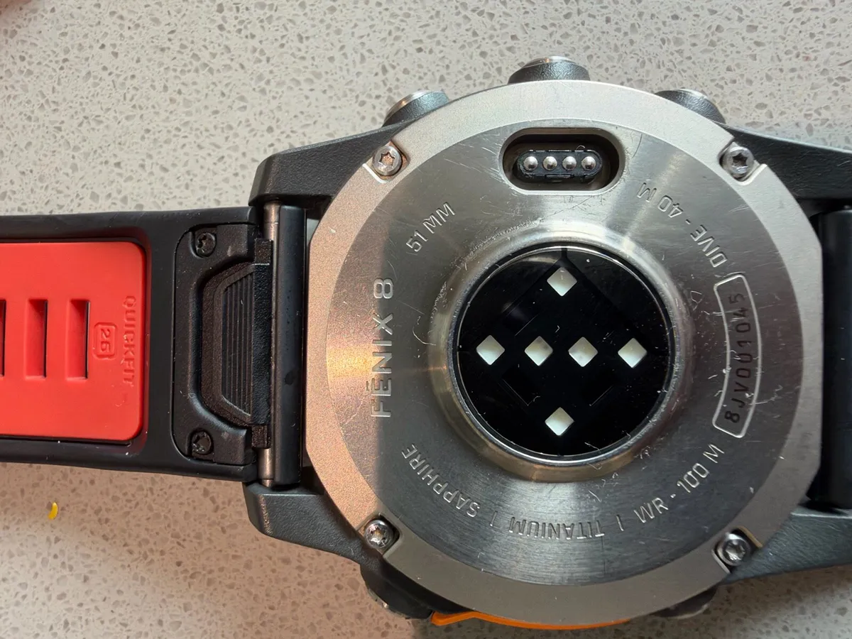 Garmin fenix 8 amoled screen 51mm - Image 2