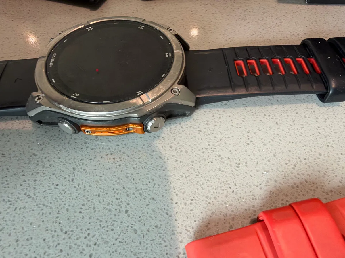 Garmin fenix 8 amoled screen 51mm - Image 3