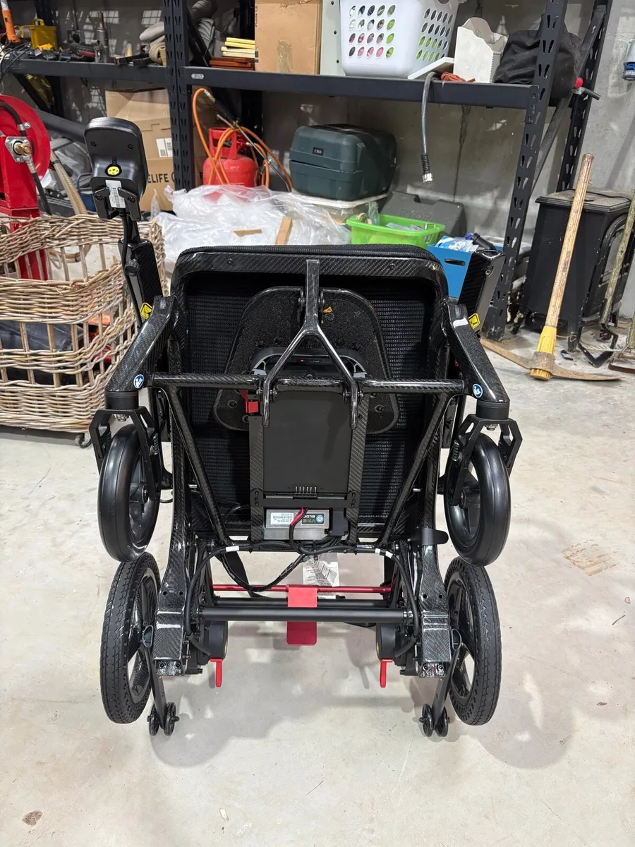 Jazzy Carbon Ultra-Lite Power Chair - Image 2