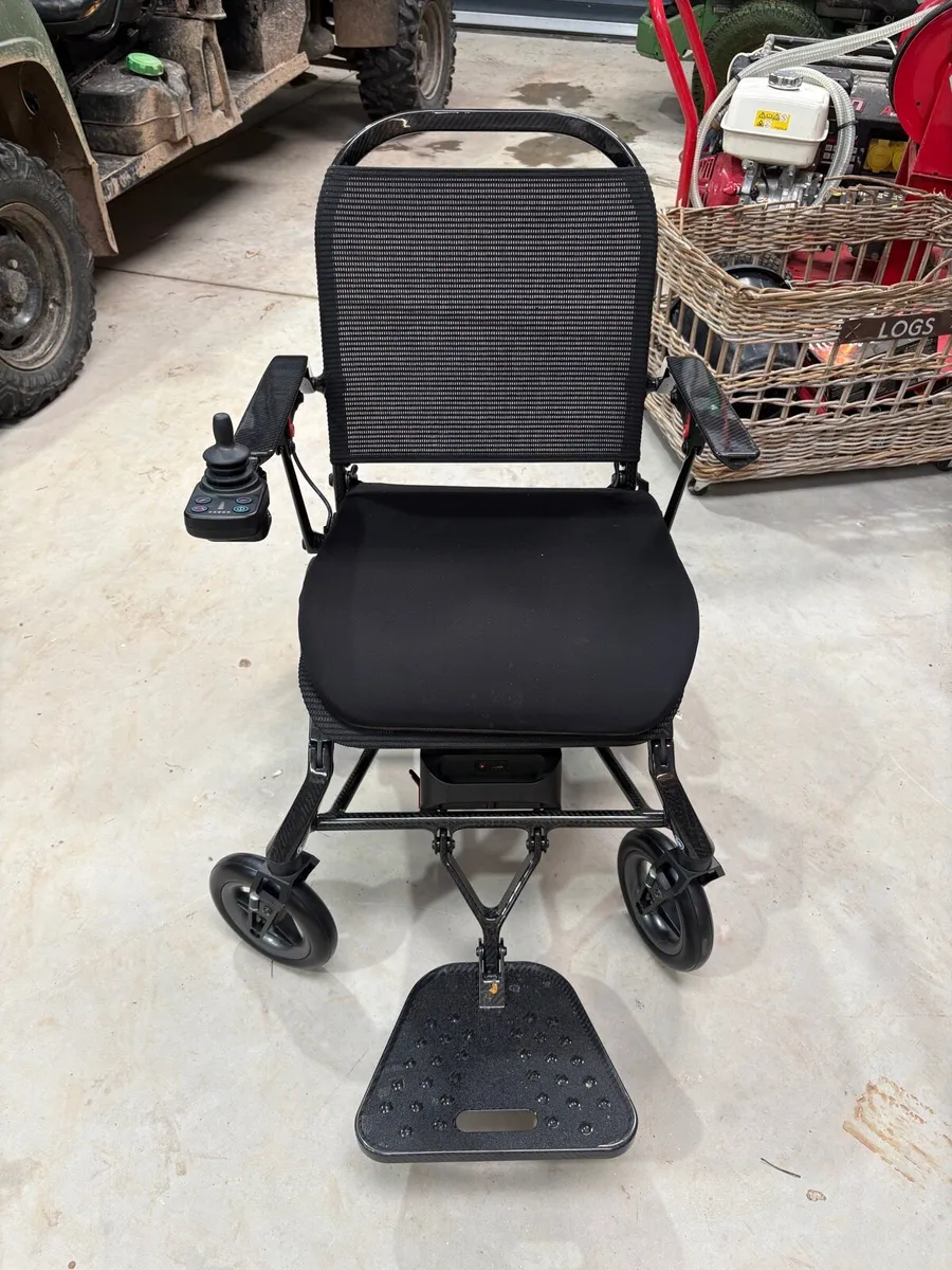 Jazzy Carbon Ultra-Lite Power Chair - Image 1
