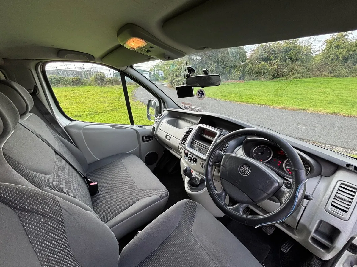 Vauxhall Movano /Vivaro 2013 - Image 2