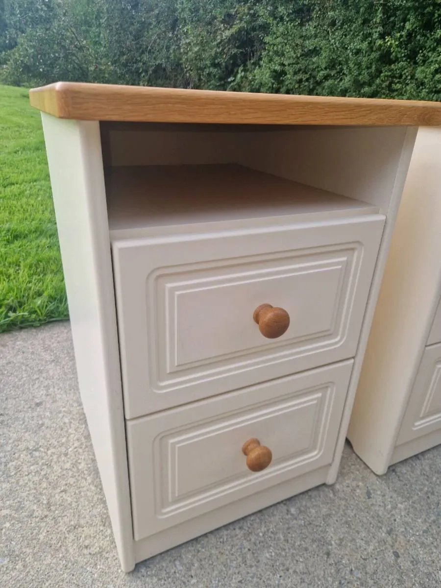 Bedside lockers - Image 2