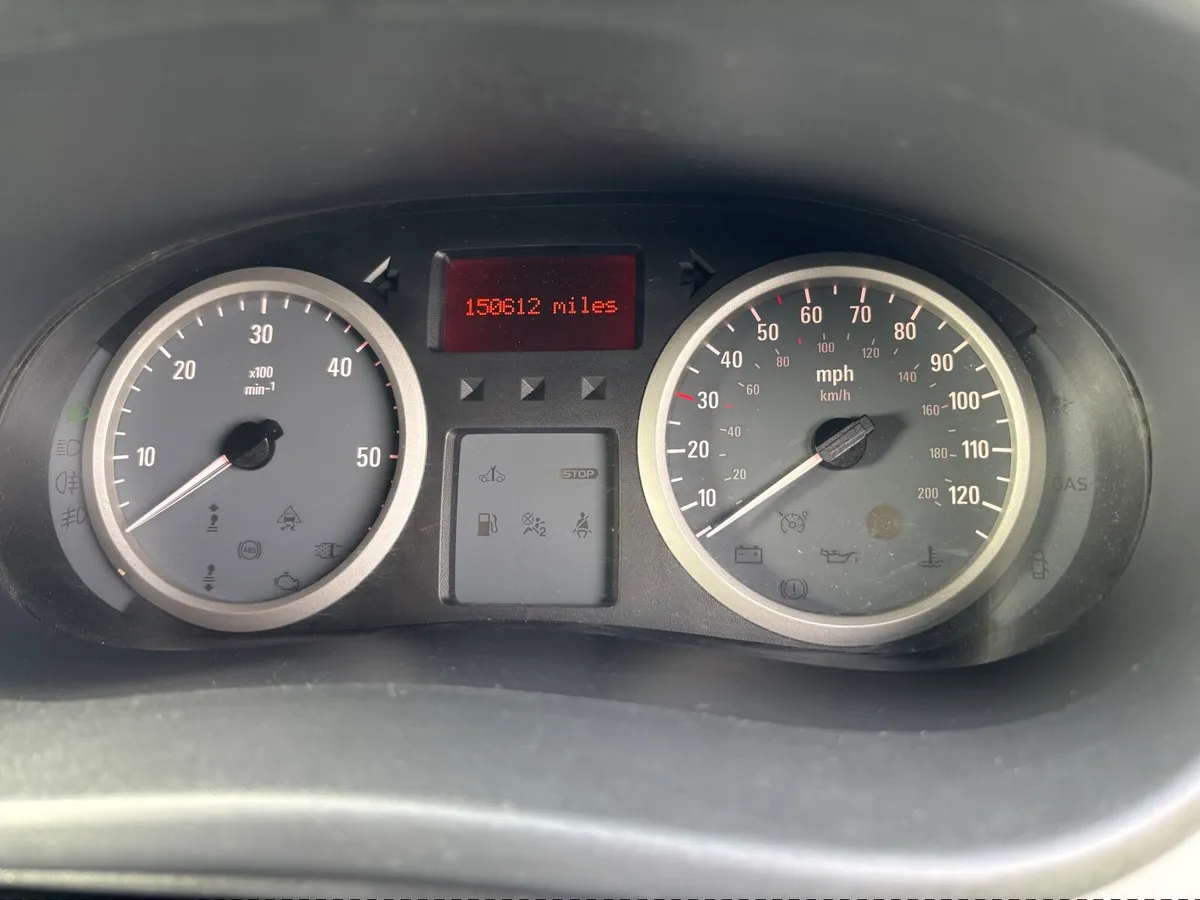 Vauxhall Movano /Vivaro 2013 - Image 3