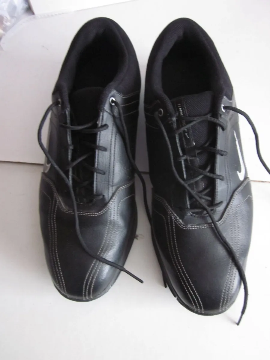 Nike Golf Shoes  Heritage Cleat Spikes Leather9.5 - Image 1
