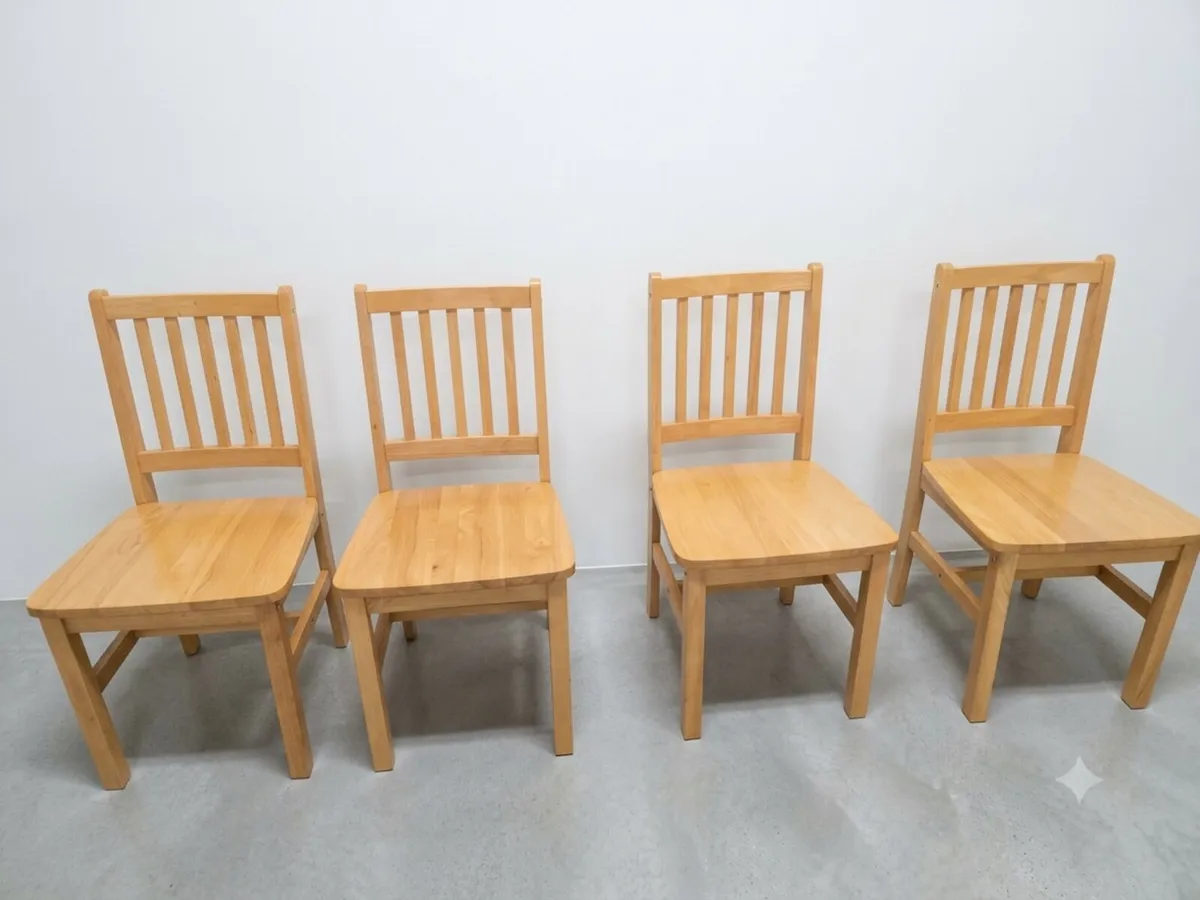 4 oak solid chairs - Image 3