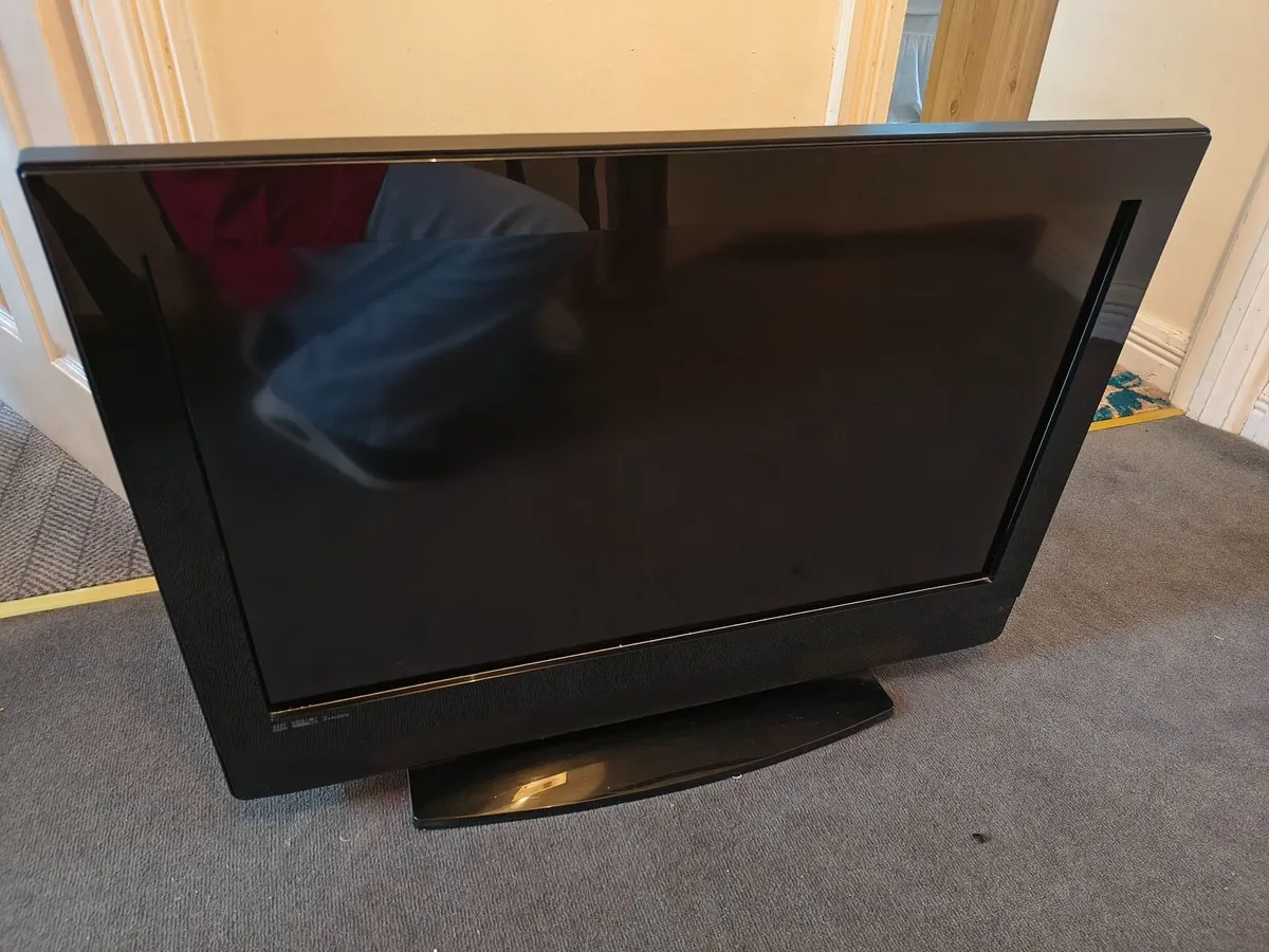 Two TVs for sale together. - Image 3