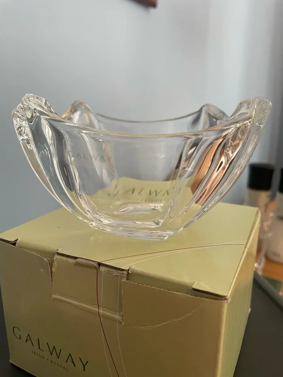 Galway Crystal  Dune Party Bowl - Image 1