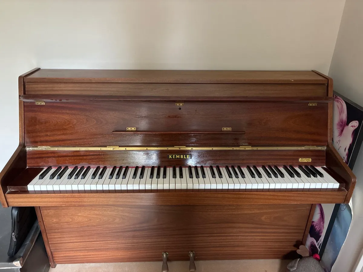 Piano - Image 2