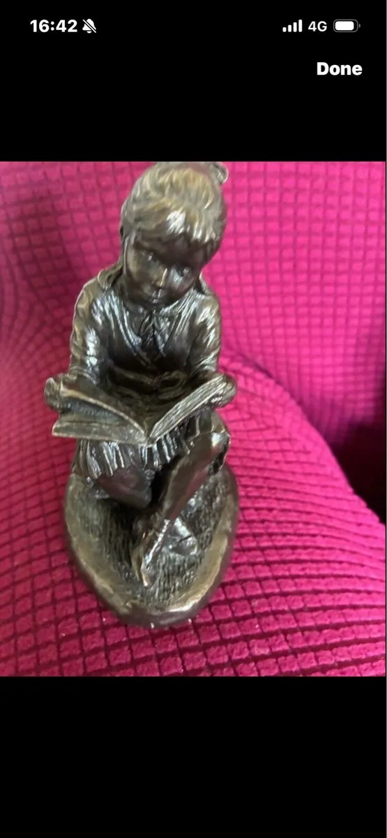 Bronze Girl Reading - Image 1