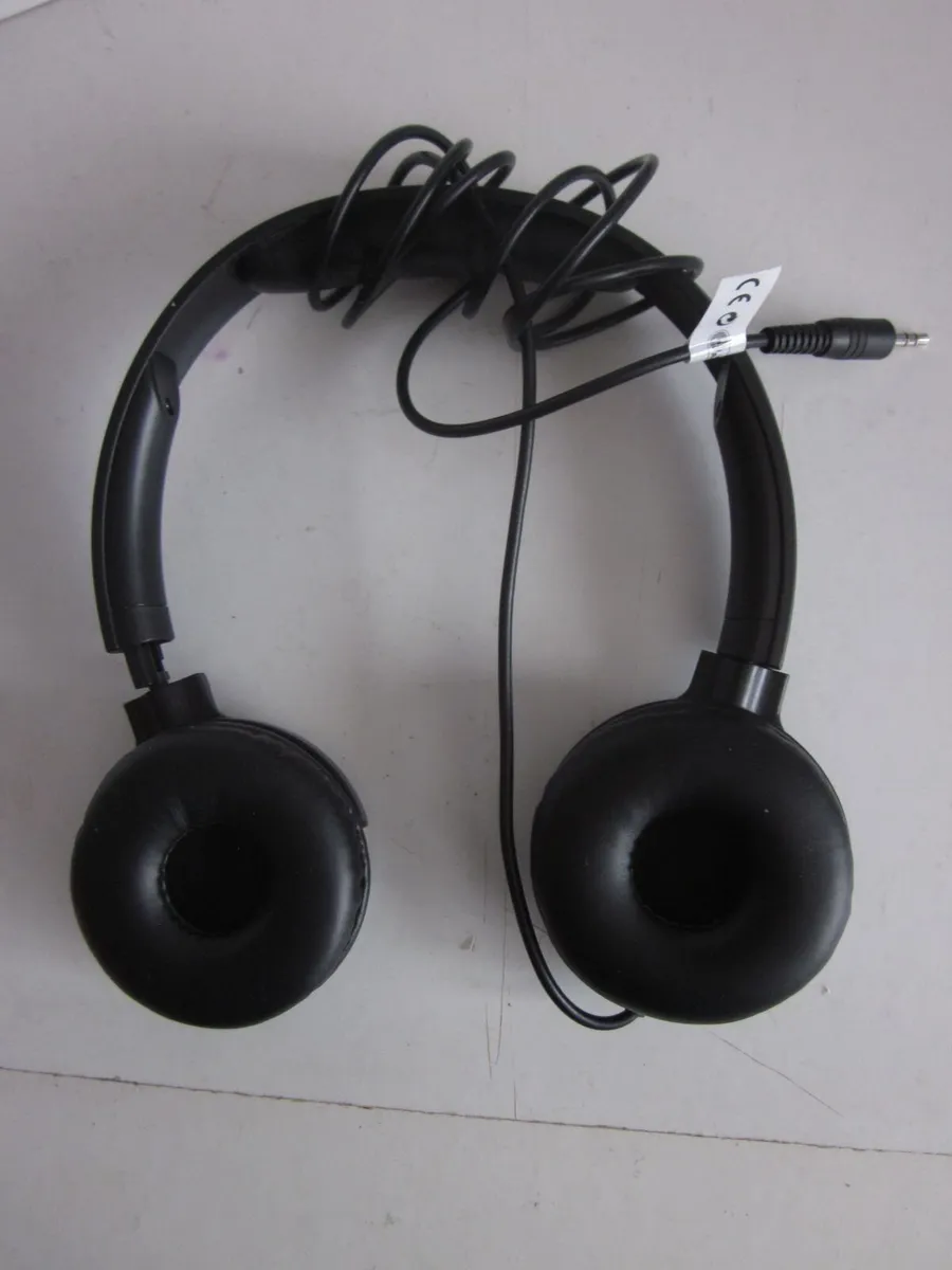 Ray Ban Headphones - Image 3