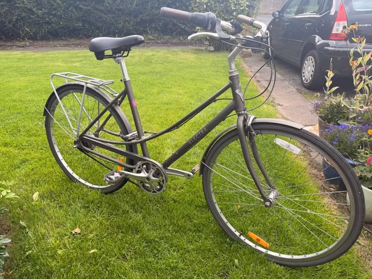 Perfect run around bike - Image 1