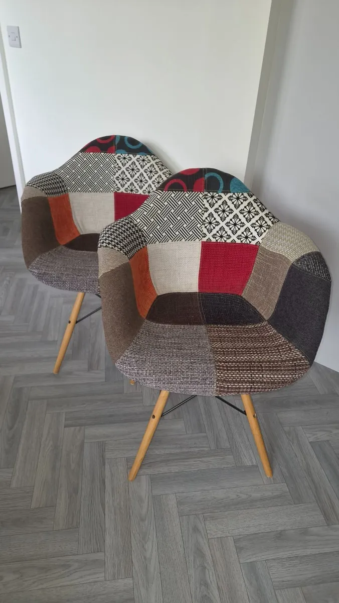 Chairs. - Image 1