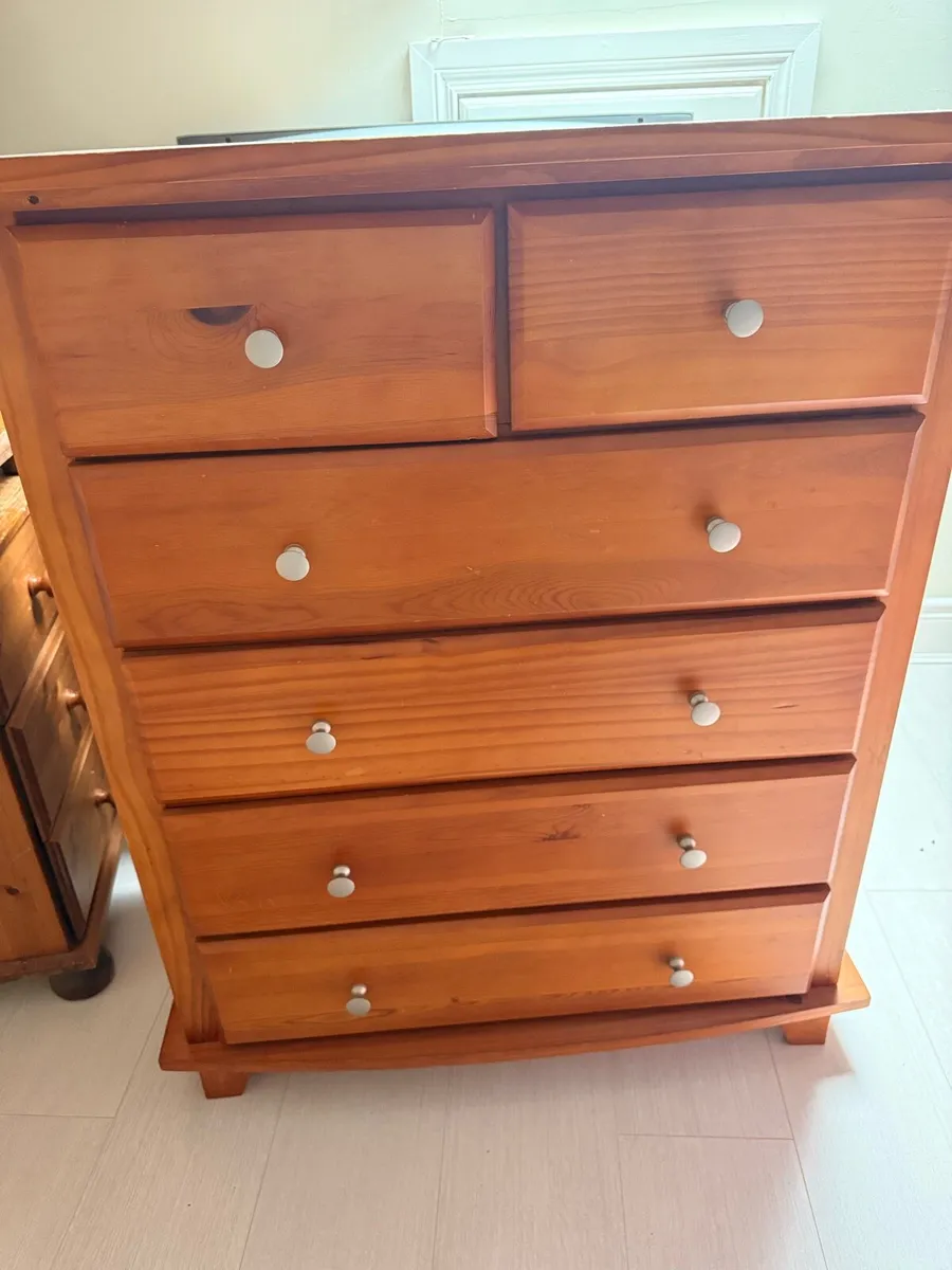 Chest of drawers - Image 2