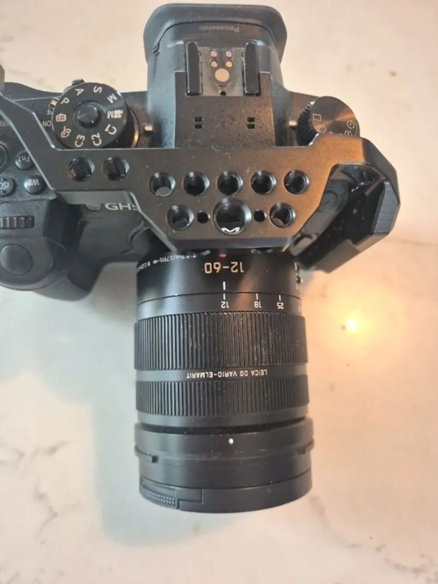 Lumix GH5 + lens and smallrig cage - Image 3