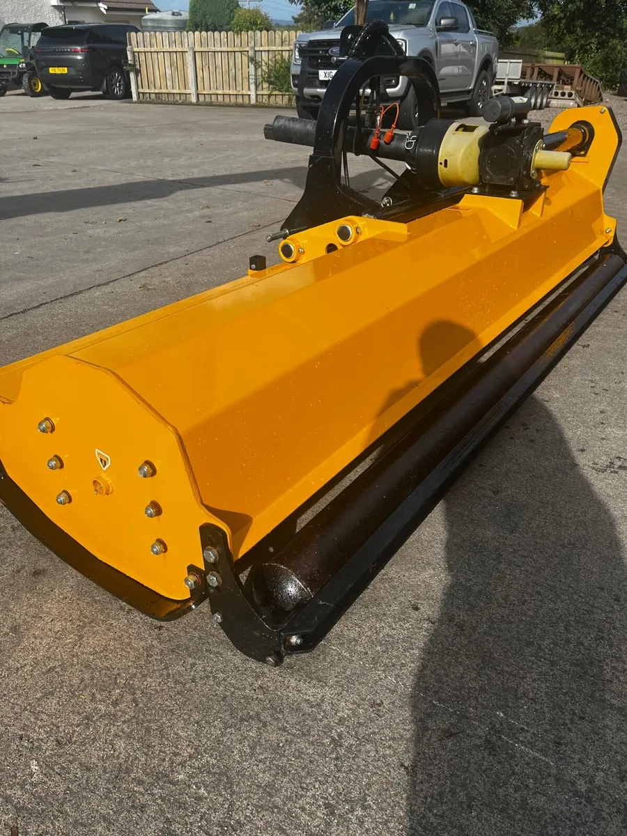 2020 heavy duty 9ft McConnell flail topper - Image 3