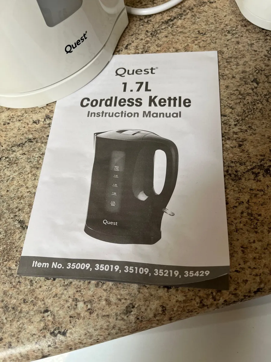 Kettle and toaster - Image 2