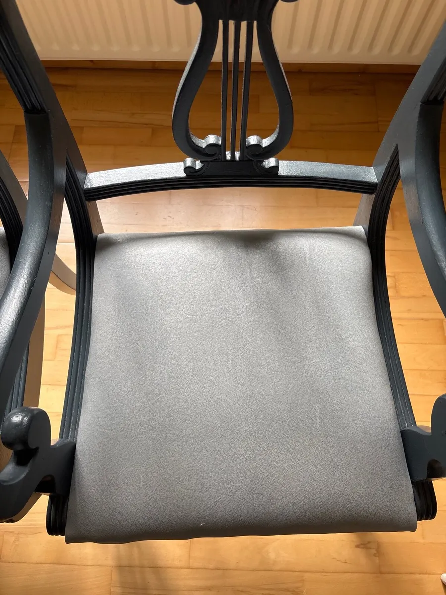 Dining room chairs - Image 3