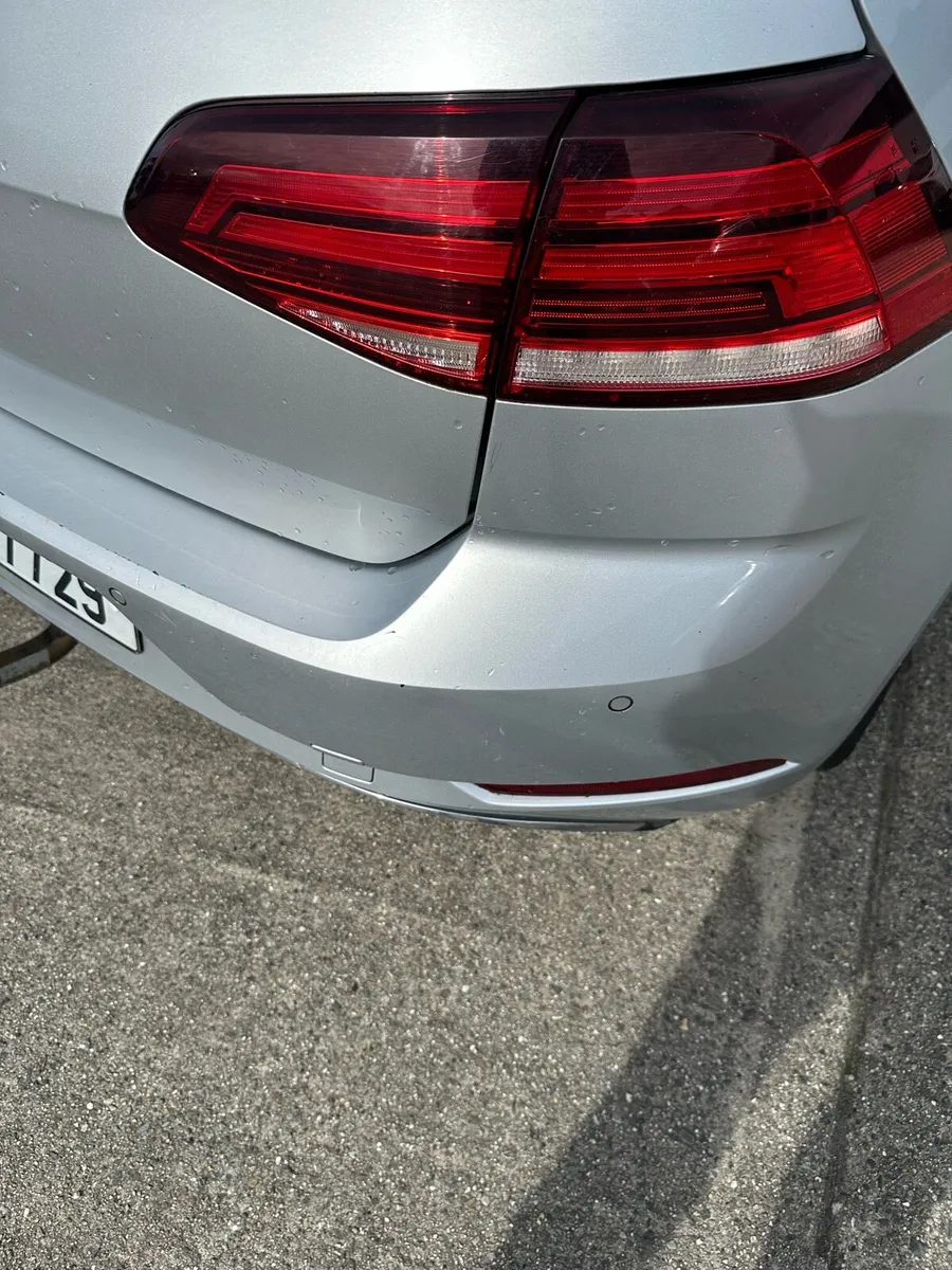 2019 Golf diesel 1.6  Car ( Not Damaged) - Image 3