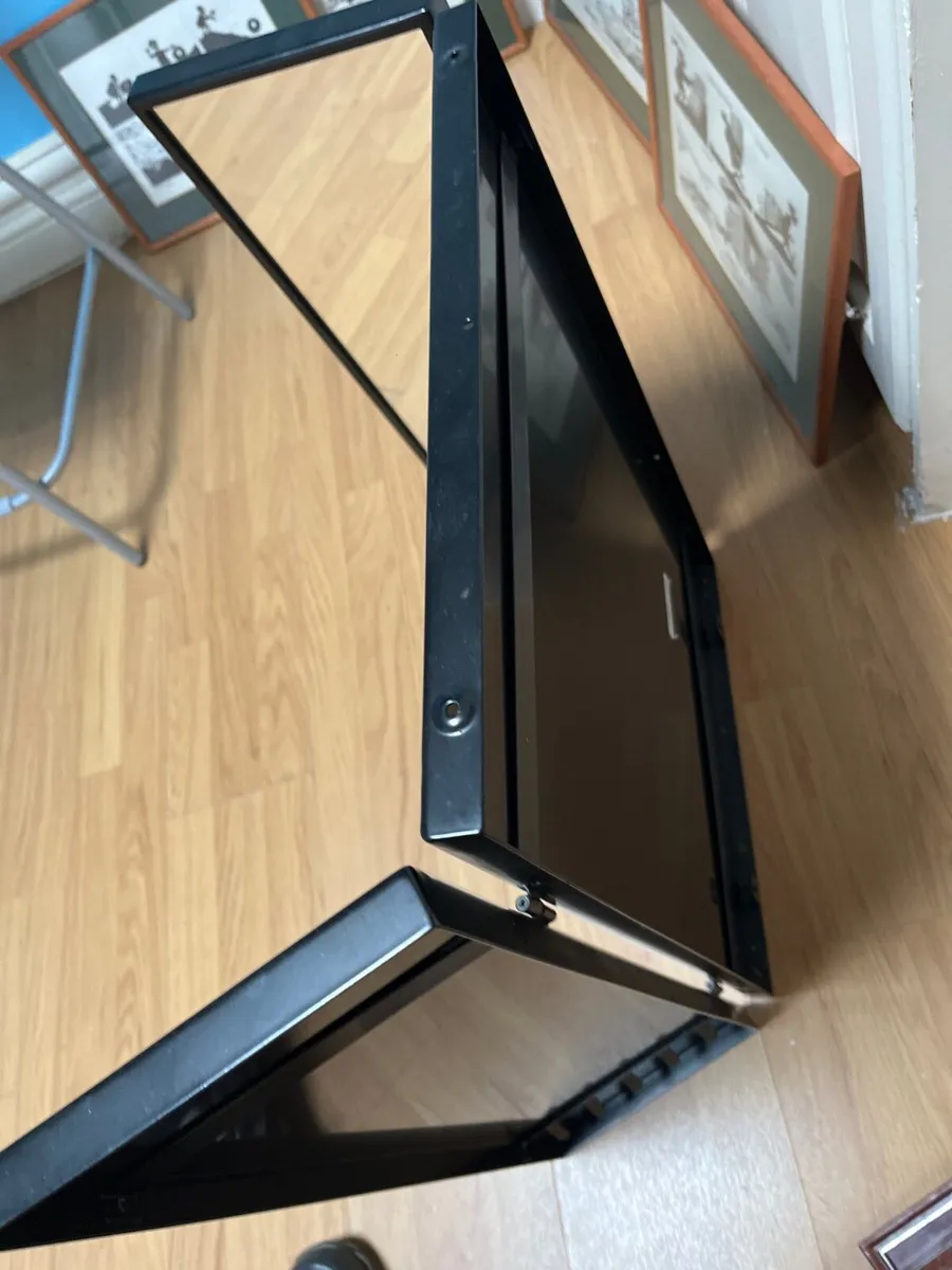 Mirror - Image 2