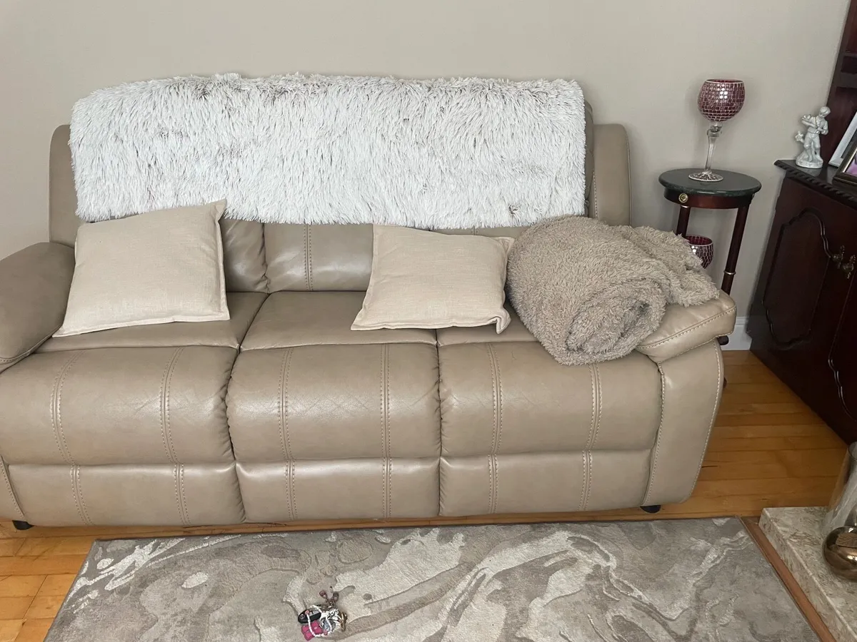 Couch & recliner - Image 1