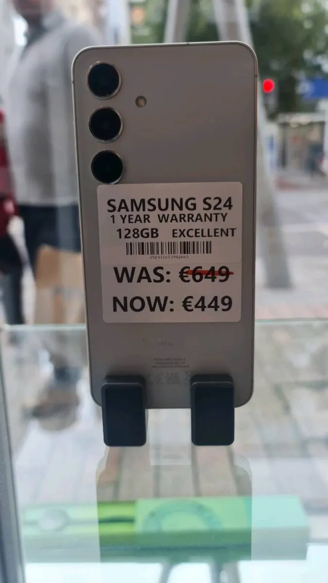 SAMSUNG S24 128GB EXCELLENT 1YEAR WARRANTY
