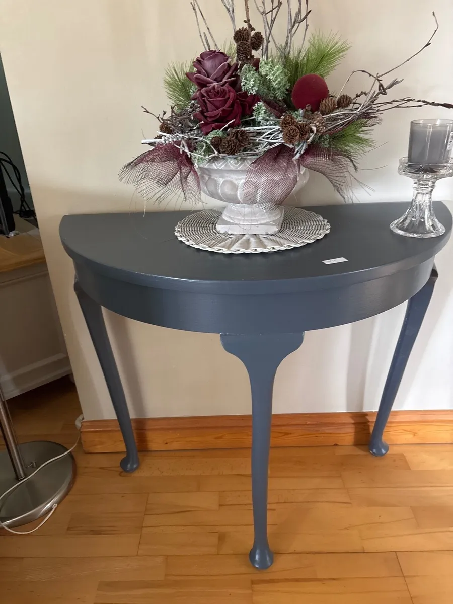 Hall table - Image 2