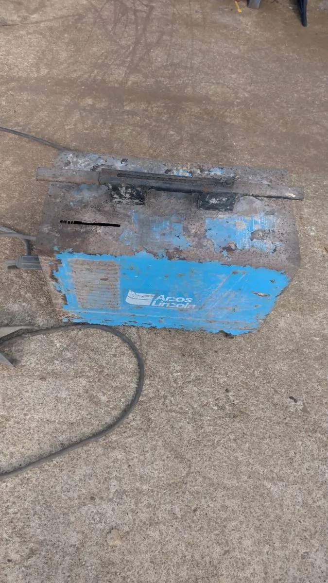 Welder - Image 3