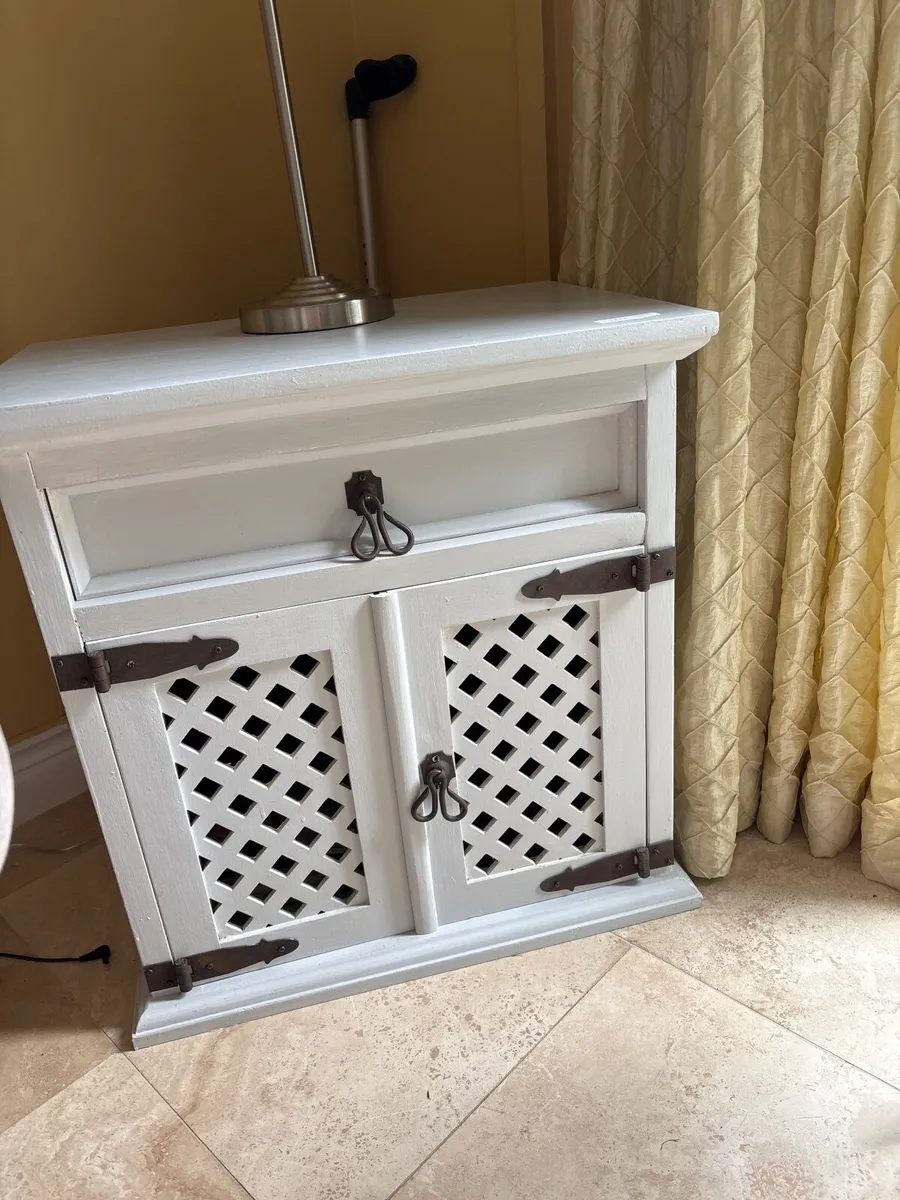 Side table - Image 1