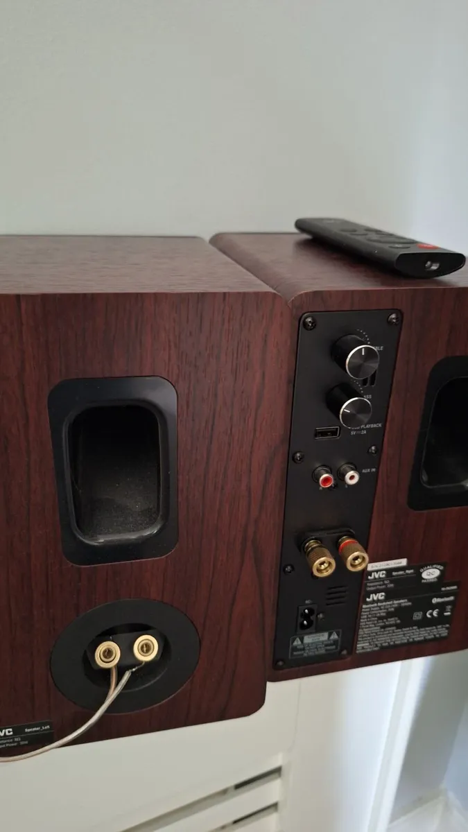 Bluetooth Bookshelf Speakers - Image 4