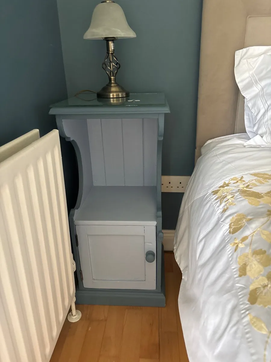 Bedside lockers - 2 - Image 2