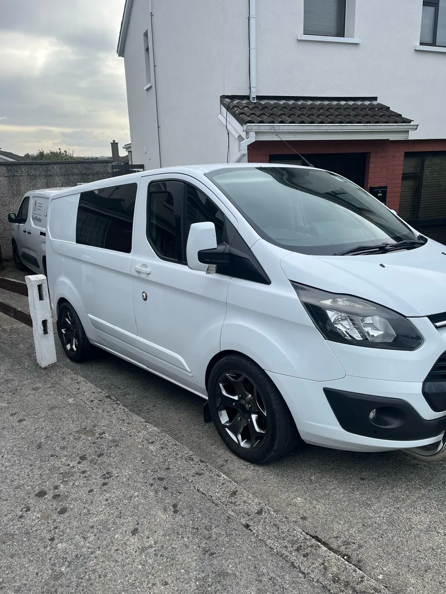 Ford transit custom - Image 1
