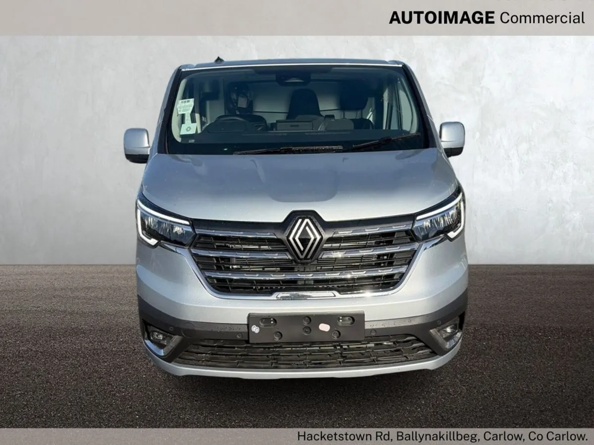 Renault Trafic LWB ES AUTO SILVER OPTIONS - Image 2