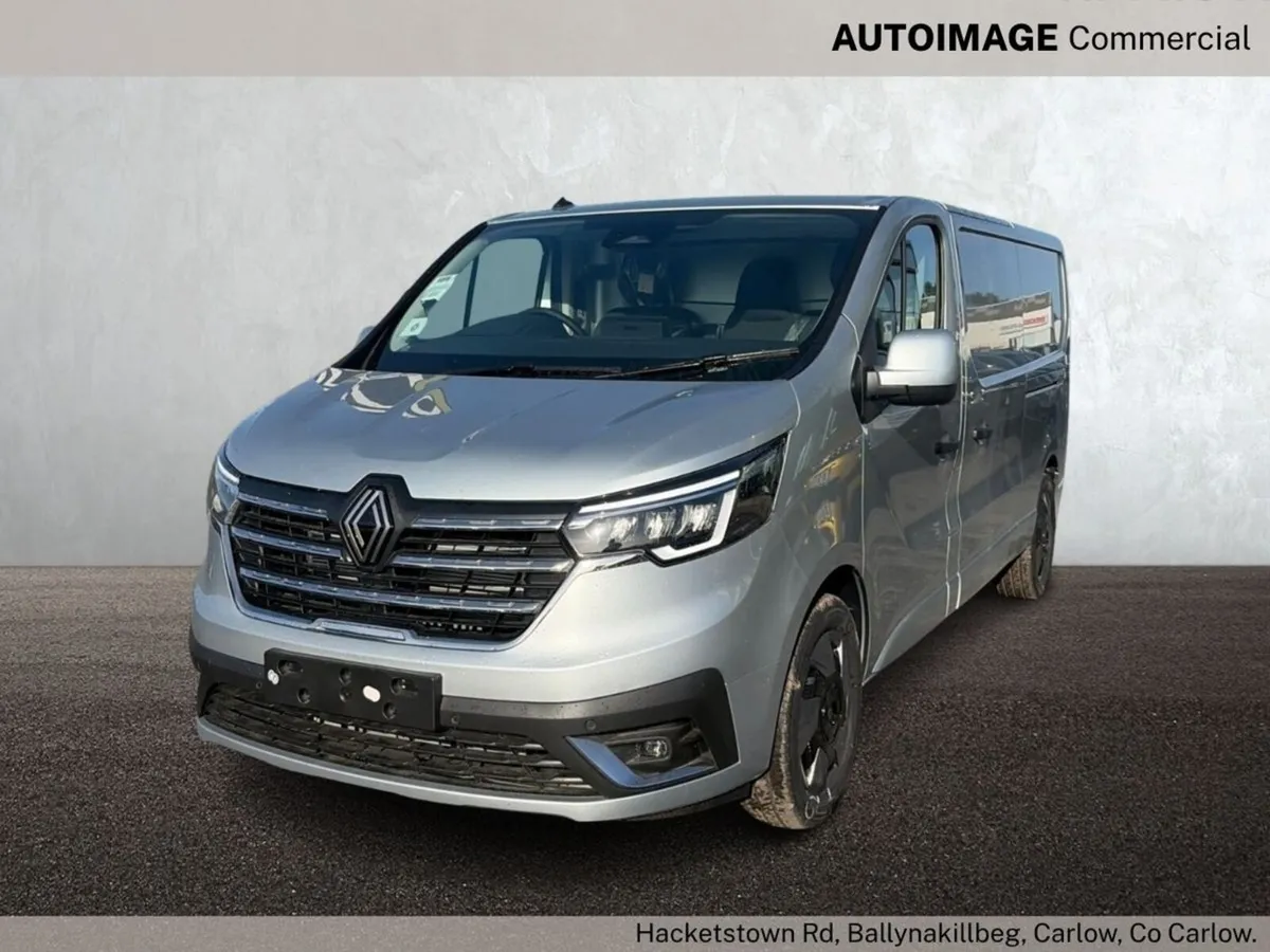 Renault Trafic LWB ES AUTO SILVER OPTIONS - Image 3