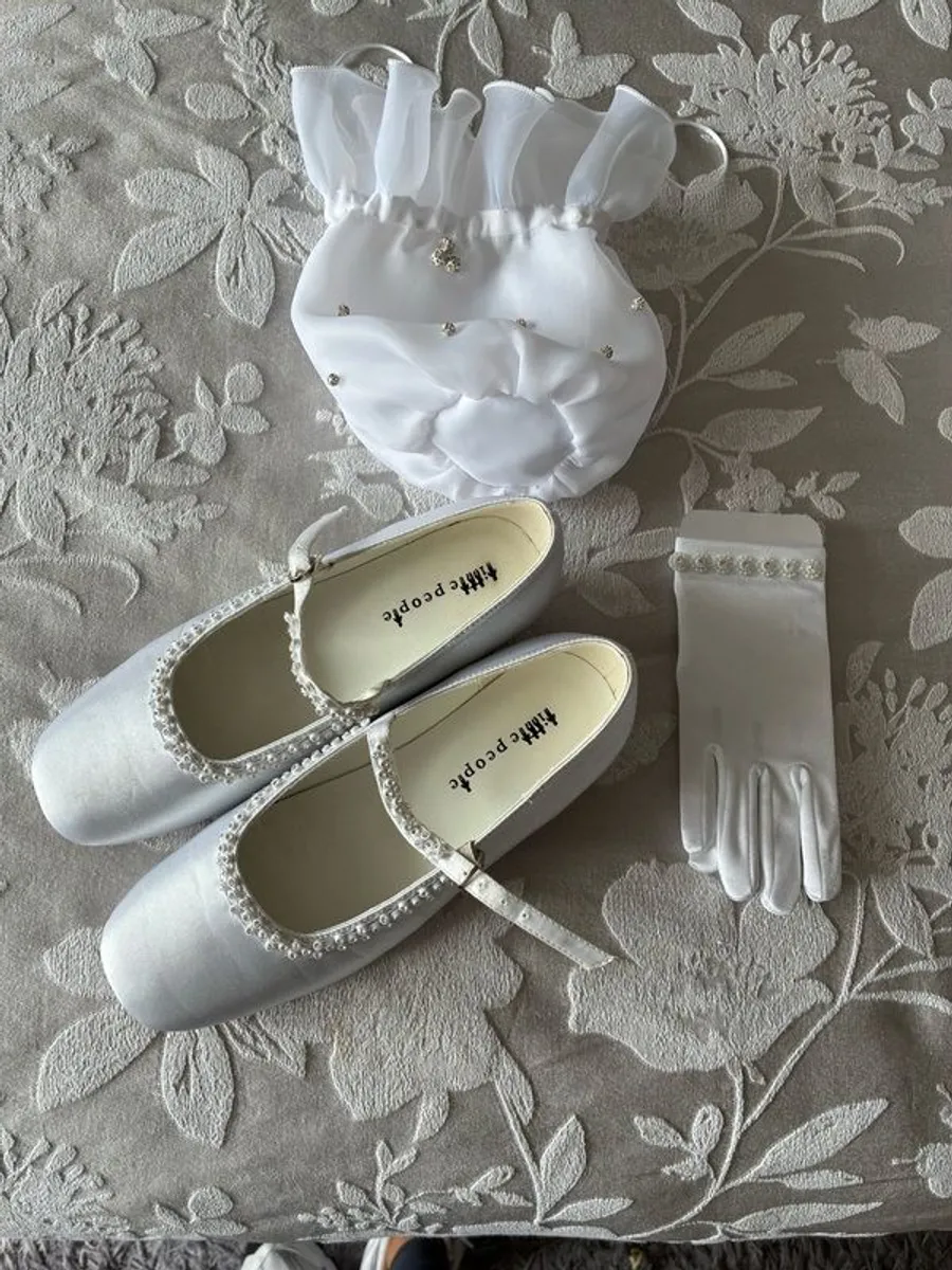Communion Bag, Shoes and Gloves