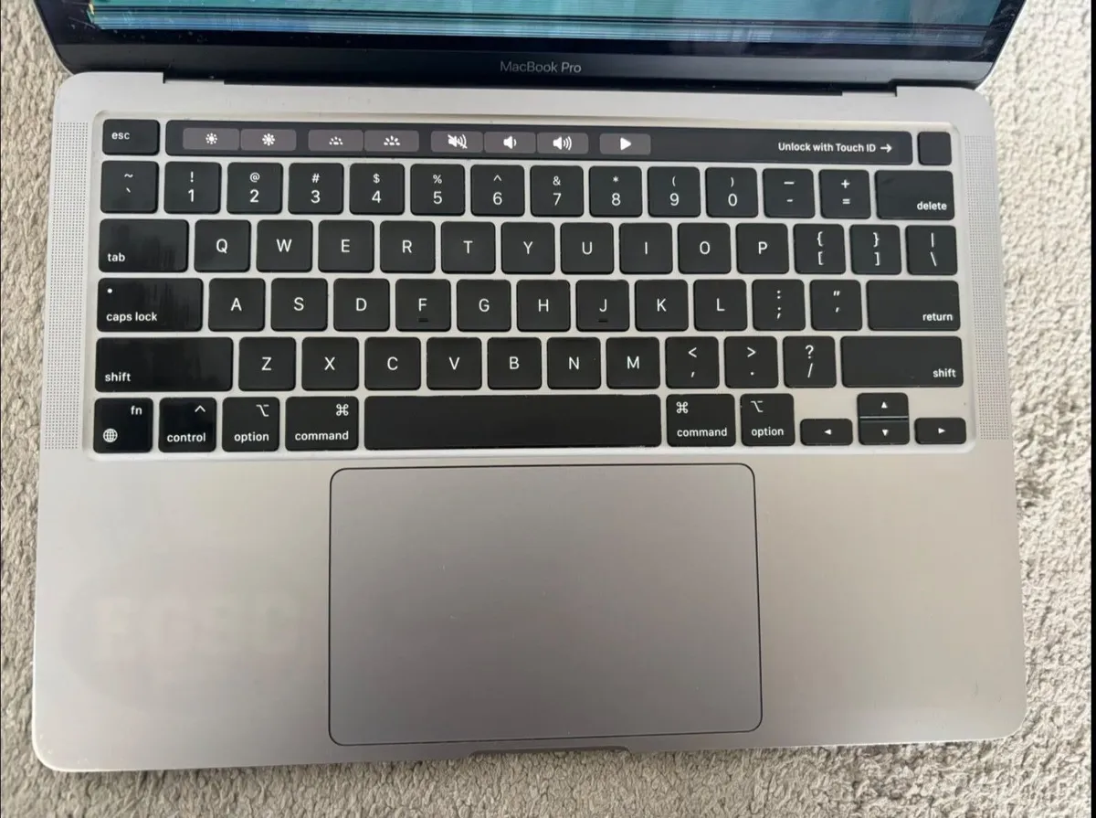 MacBook Pro M1 13" 8GB/256GB - Needs New Screen - Image 3