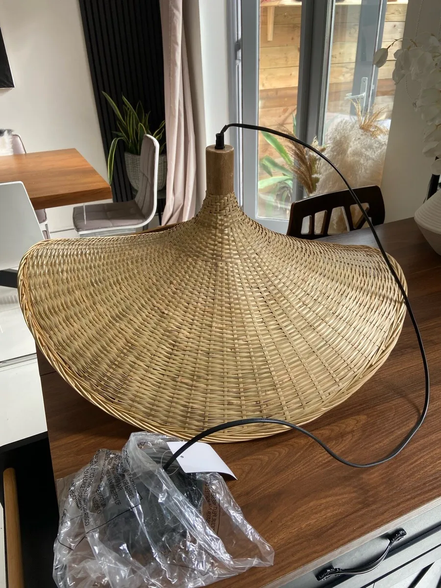Large lamp - Image 1