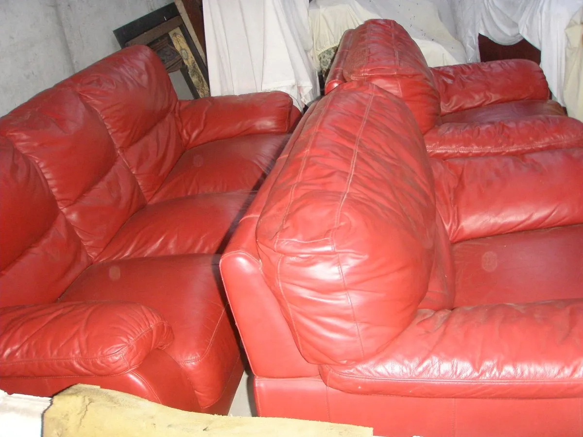 Sofa and 2 arm chairs - Image 4
