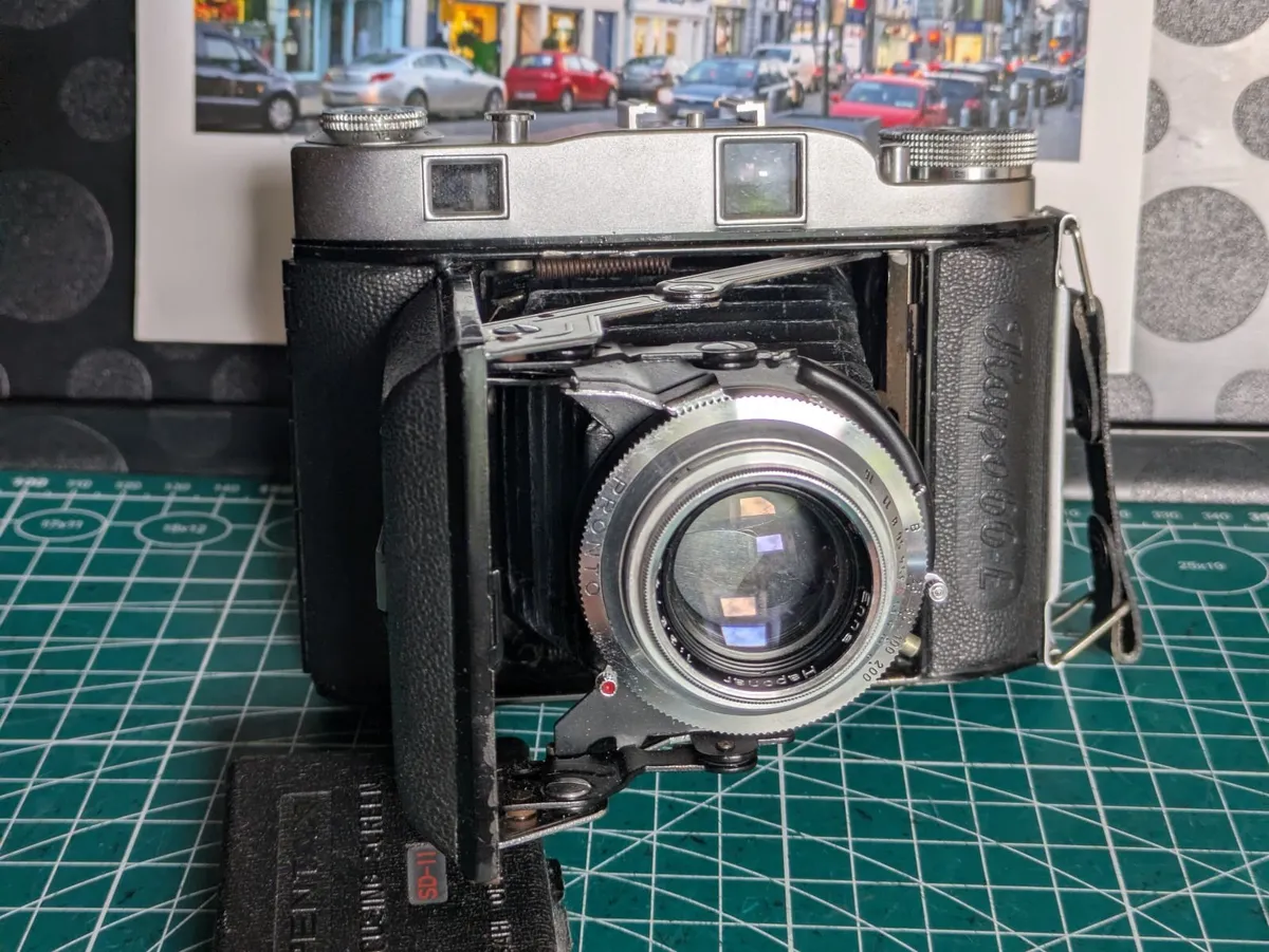 Hapo 66-E medium format rangefinder camera - Image 1