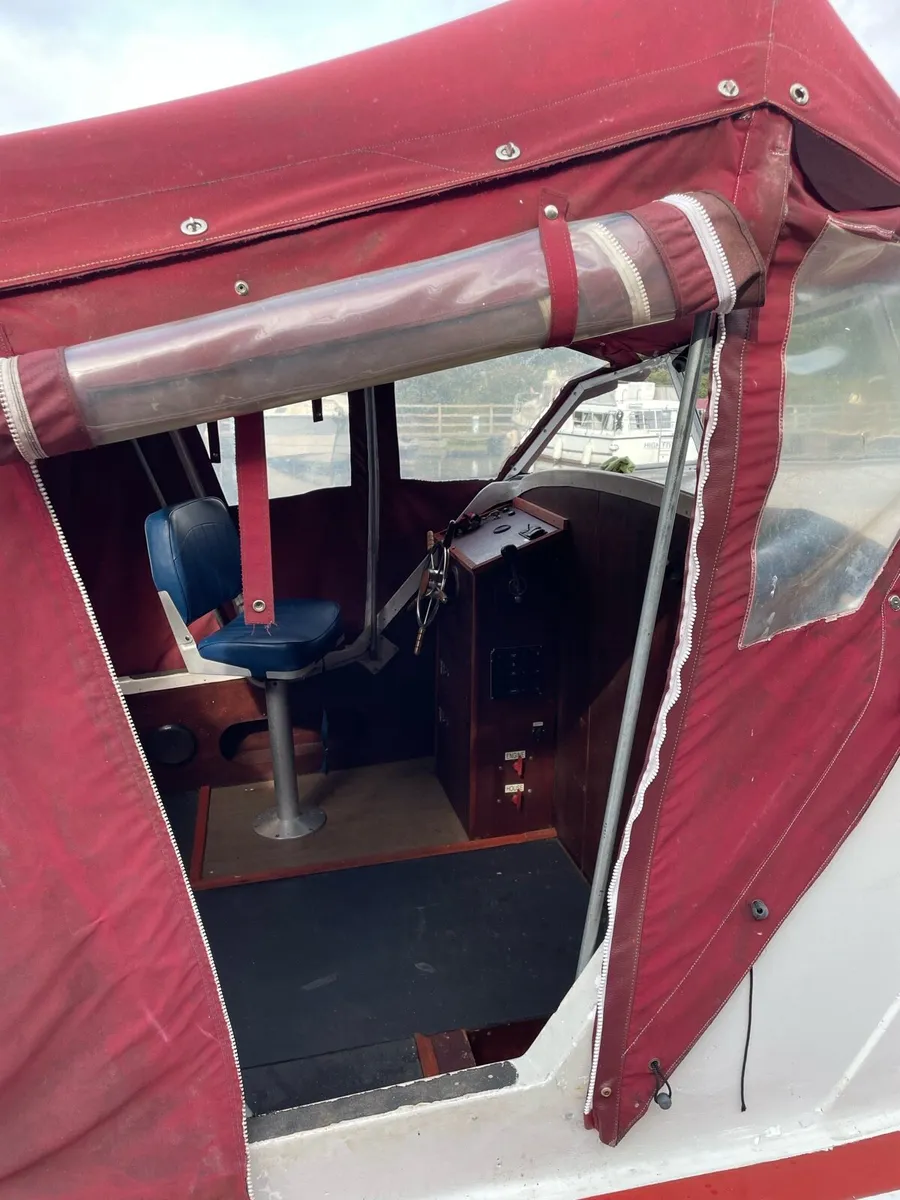 Boat - Image 3