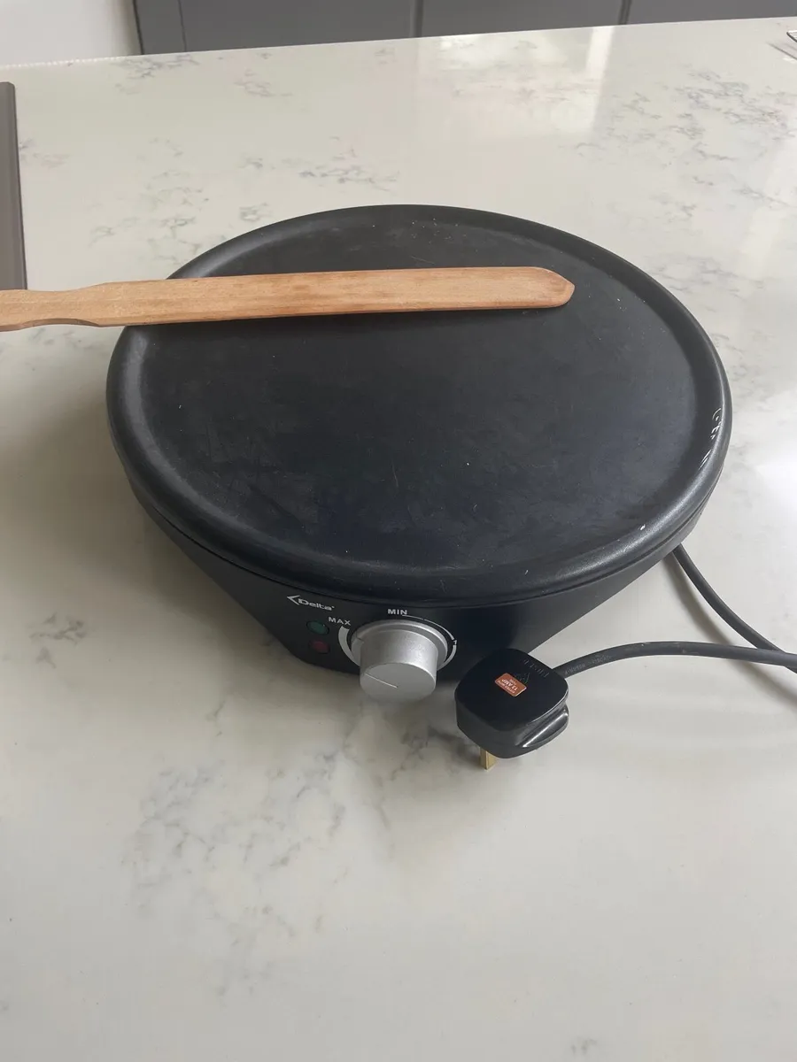 Crepe maker